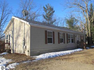 9669 3rd St, Interlochen, MI 49643