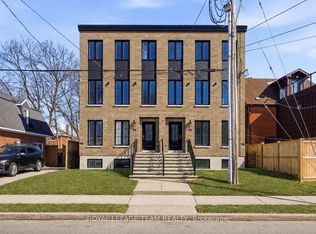7 Gwynne Ave #B, Ottawa, ON K1Y1X1