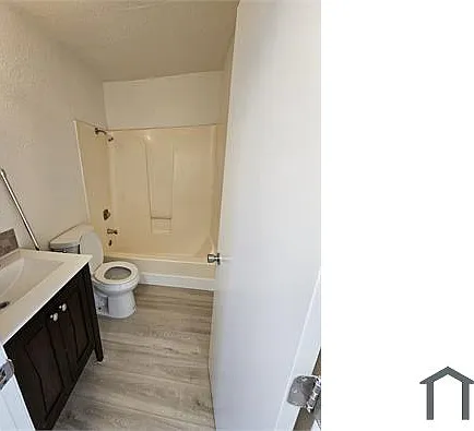 1512 Sycamore Dr — Photo 3