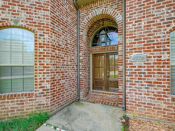 4th image of 373 Chateau Sonesta
