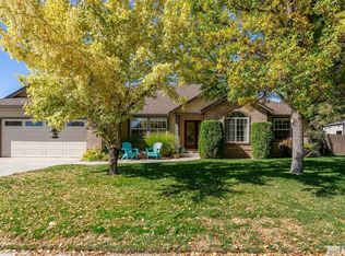 855 Mahogany Dr, Minden, NV 89423