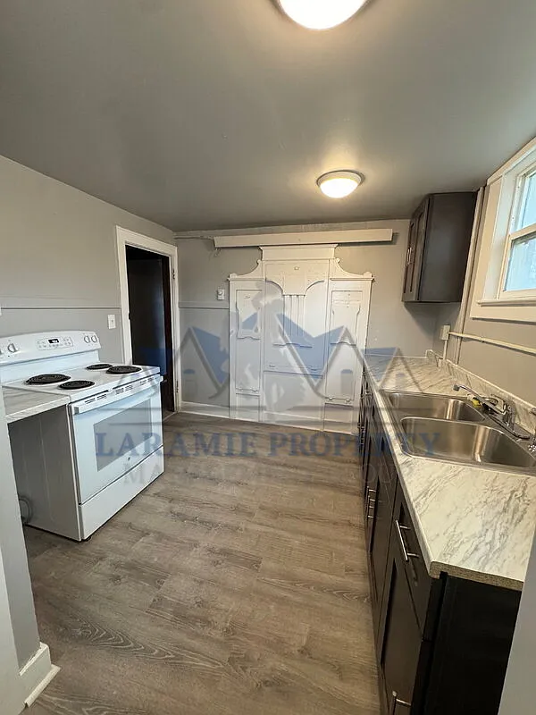 1 bed, 1.0 bath, 400 sqft, $899 — Photo 4