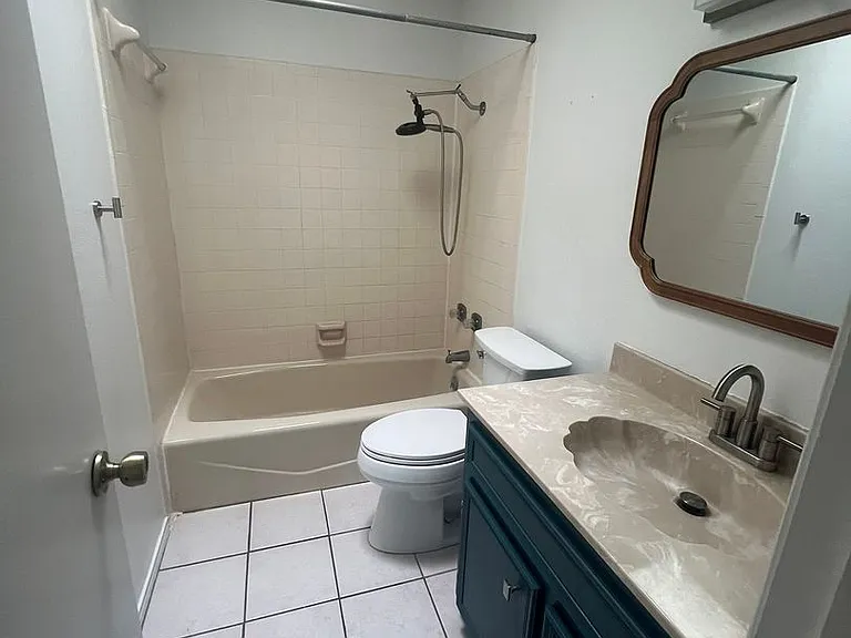 1558 Seamans Way — Photo 7