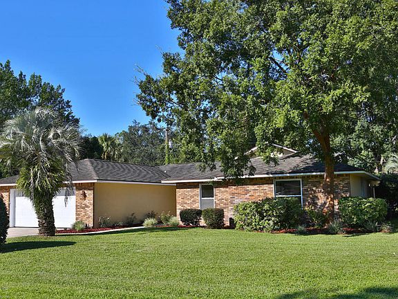 3rd image of 270 SE 54th Ct