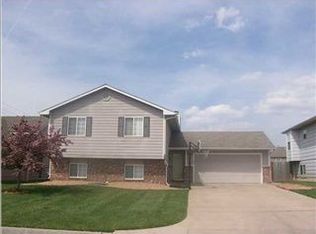 4806 E Pembrook St, Wichita, KS 67220