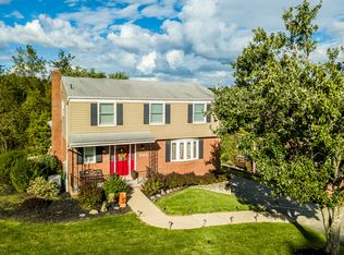 1044 Old Post Rd, South Park, PA 15129