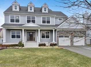 122 Spirit Bear Rd, Toms River, NJ 08755