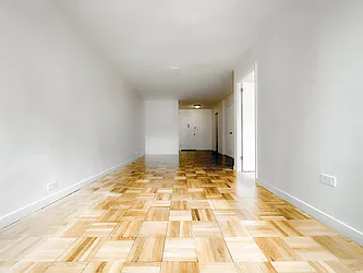 Rented by Manhattan Realty Group