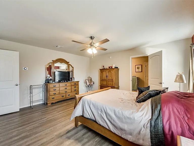 2806 Balleywood Dr — Photo 14