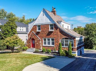 16 Beechwood Rd, Fort Mitchell, KY 41017