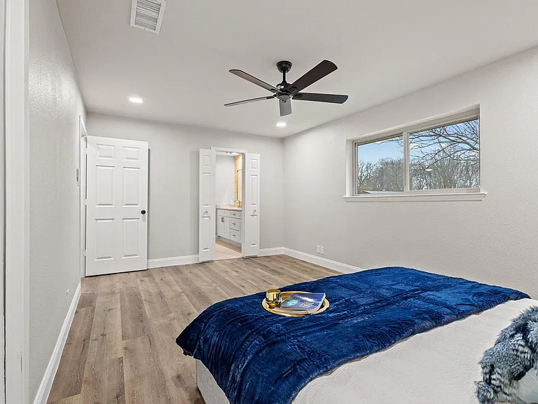 3327 Carriage Cir — Photo 30