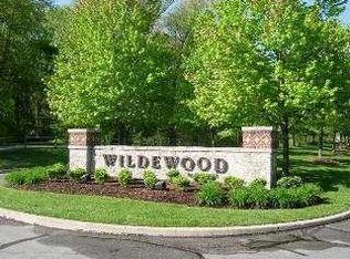 4932 Highpoint Dr, Toledo, OH 43615