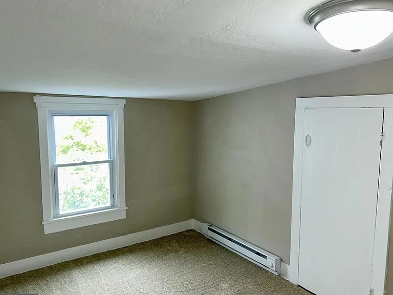 403 Delaware Ave — Photo 10