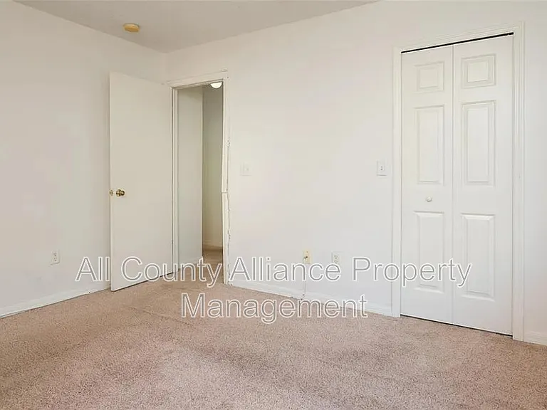 4119 Gradstone Pl — Photo 3