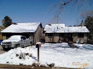 3318 Powderhorn Dr, Rapid City, SD 57702
