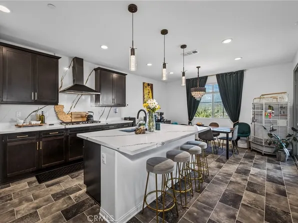 1512 Yucca Ct, Calimesa, CA 92320