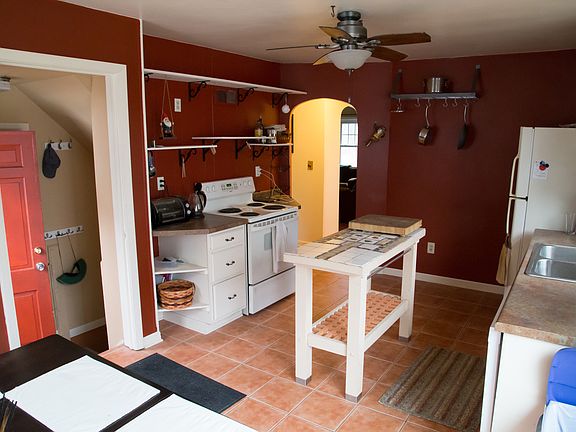 3rd image of W330N4239 Lakeland Dr