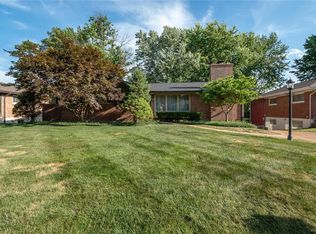 8873 Red Oak Dr, Saint Louis, MO