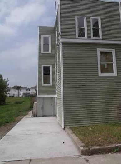 2nd image of 299 Beach 15th St