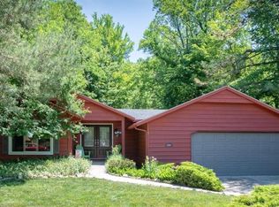 12221 Windcliff Rd, Strongsville, OH 44136