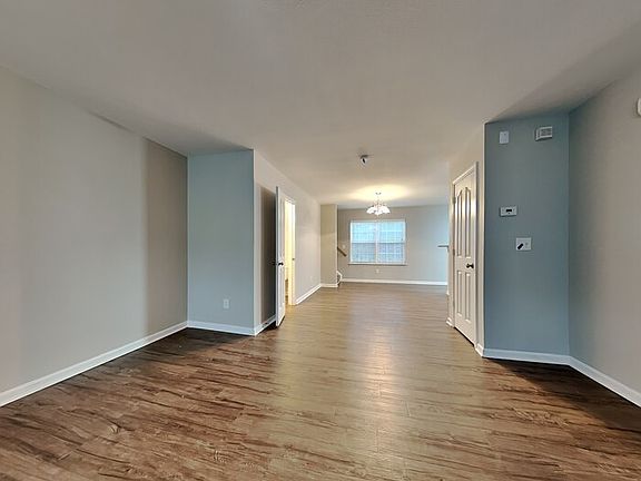 5th image of 5120 Abercromby St