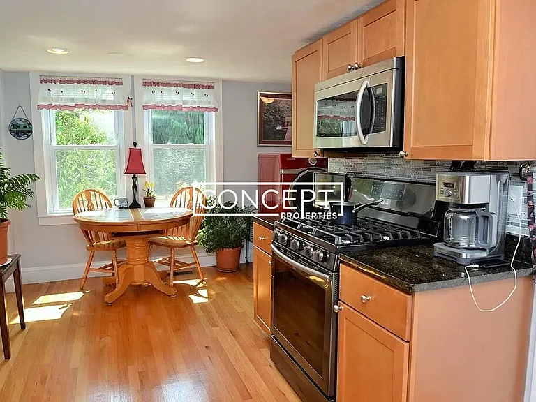 3 Roosevelt Ave #1 — Photo 3