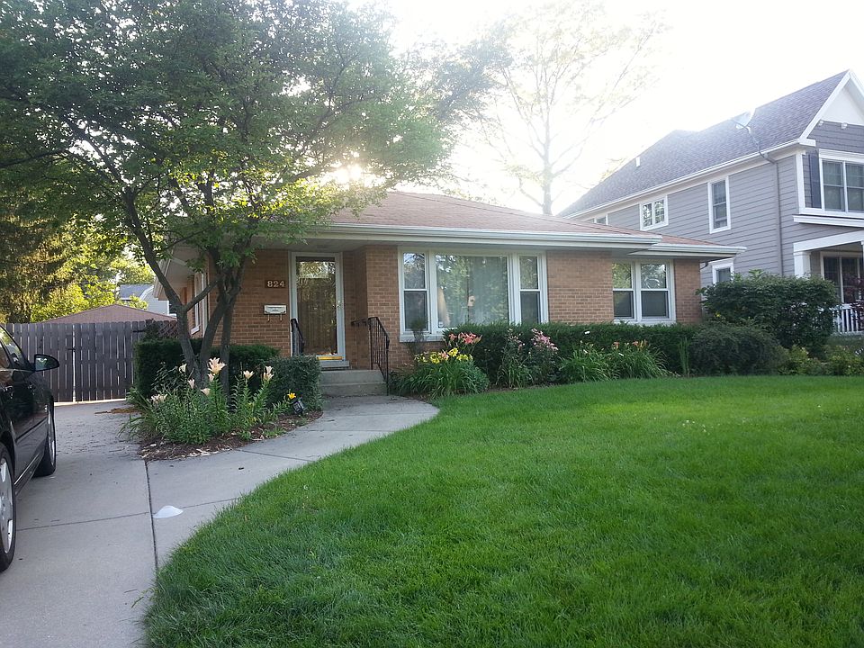 1st image of 824 N Blanchard St