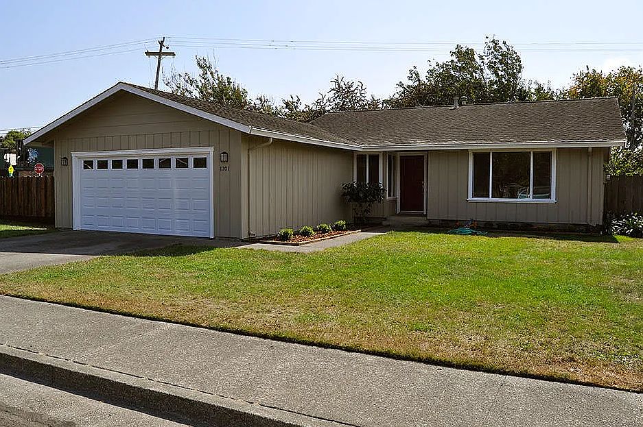 1st image of 1701 Antoine Ave