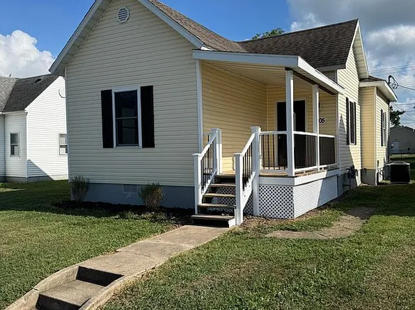 805 Prairie Ave, Mattoon, IL 61938