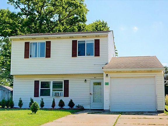 2nd image of 832 Randallwood Dr