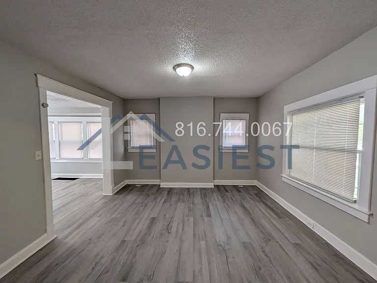 4007 Virginia Ave — Photo 3