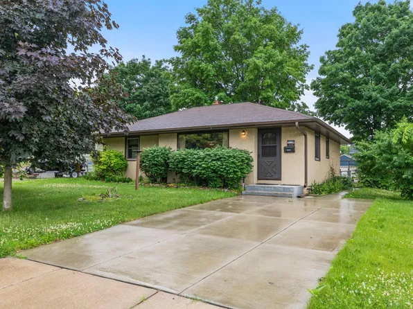 845 20th Ave N, South Saint Paul, MN 55075