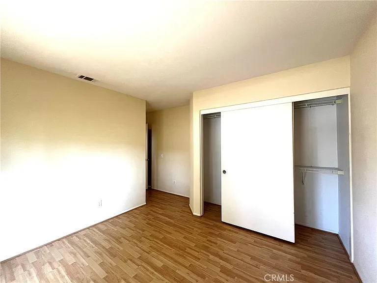 15201 Riviera Ln — Photo 20