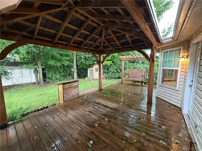 3433 Surry Ridge Way — Photo 32