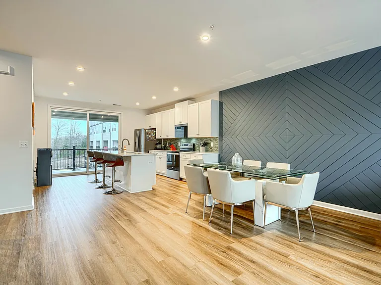 2596 Neabsco Common Pl — Photo 14