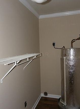 5th image of 4915 Clear Creek Dr