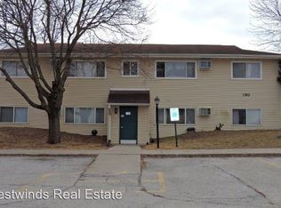 160 Sugar Creek Ln APT A1, North Liberty, IA 52317