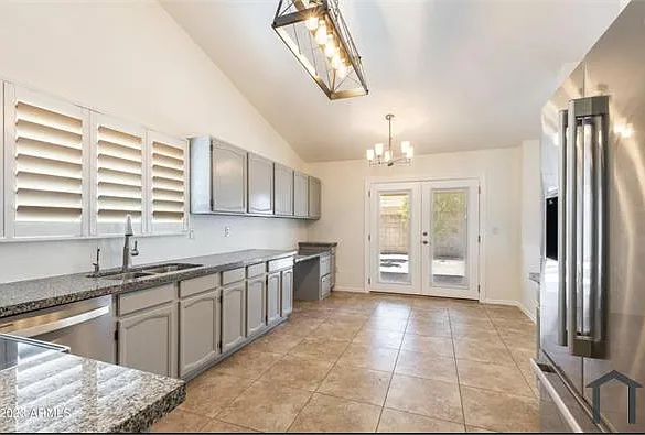 1925 E Rockwood Dr #1 — Photo 1