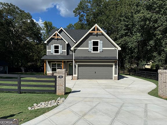 2nd image of 320 Pine Valley Dr