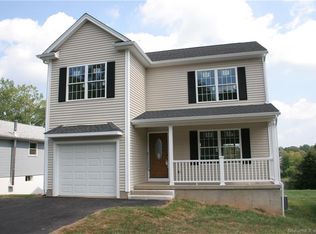 70 Lakeside Ave, Middletown, CT 06457