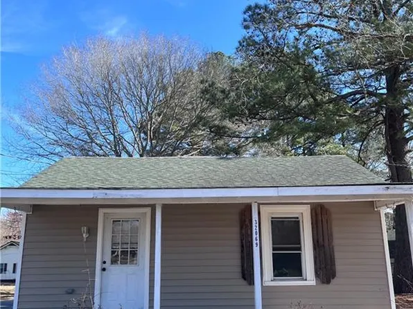 32069 Wilson St, Boykins, VA 23827