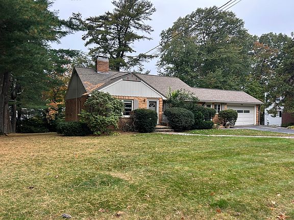 3rd image of 204 Follen Rd #204