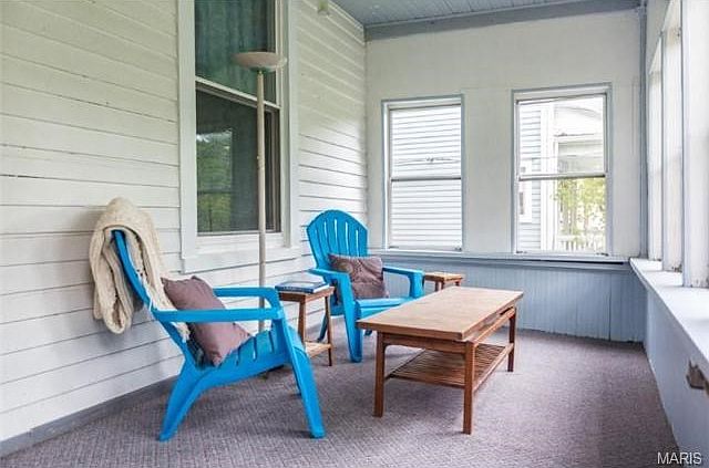 Mapleです。 7367 Maple Ave, Saint Louis, MO 63143 | Zillow