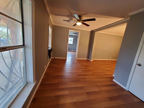 4th image of 111 Alicia Ave