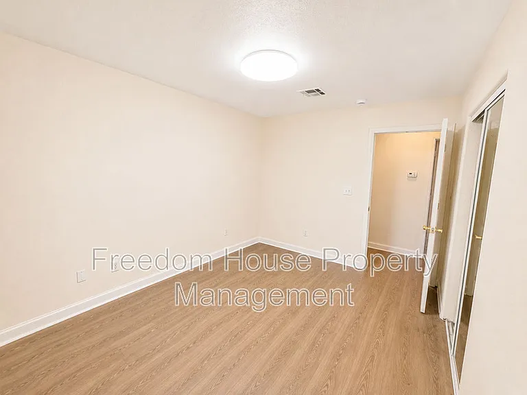 3066 Mount Charleston Dr — Photo 24