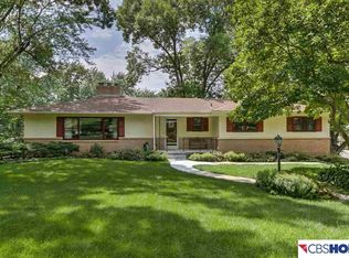 2358 S 87th St, Omaha, NE 68124