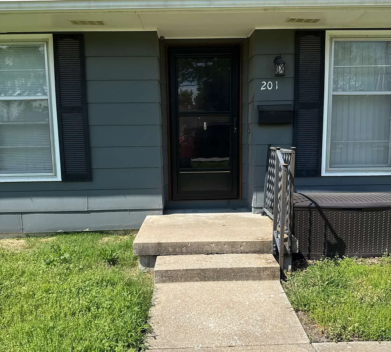 201 E Russell Ave - 1 — Photo 2