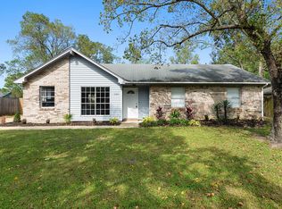 2308 Heritage Dr, Gautier, MS 39553