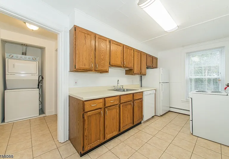 55 Madison St #3 — Photo 5