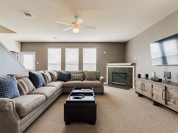 3rd image of 9722 Hamill House Dr